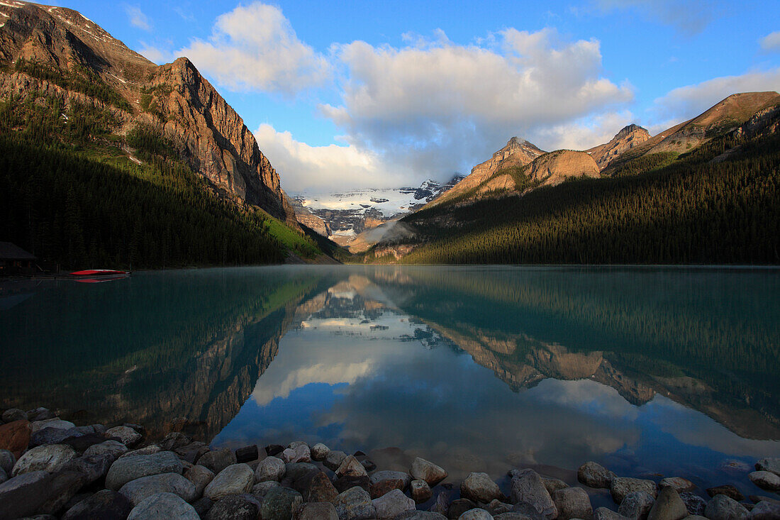 Canada, Alberta, Banff National Park, Lake Louise, Rocky Mountains