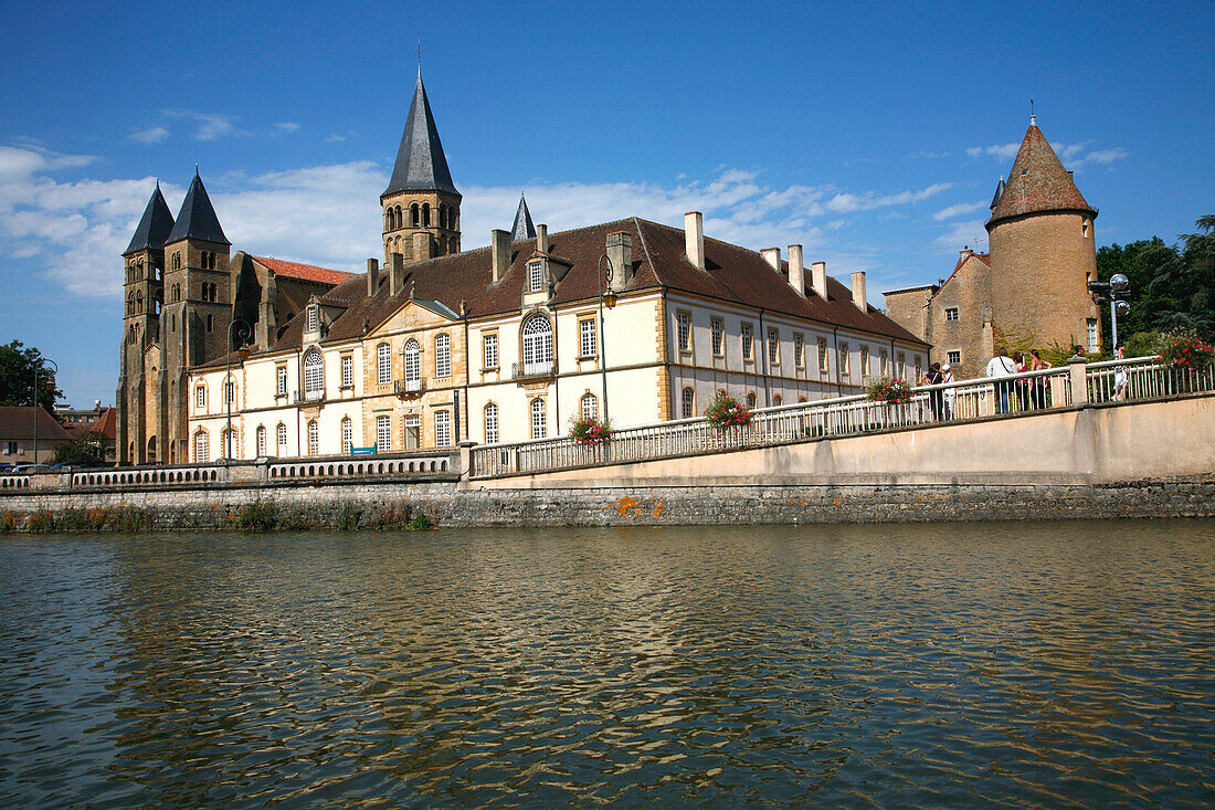 France, Burgundy, Saone-et-Loire (71), Paray-le-Monial, Sacré Coeur basilica
