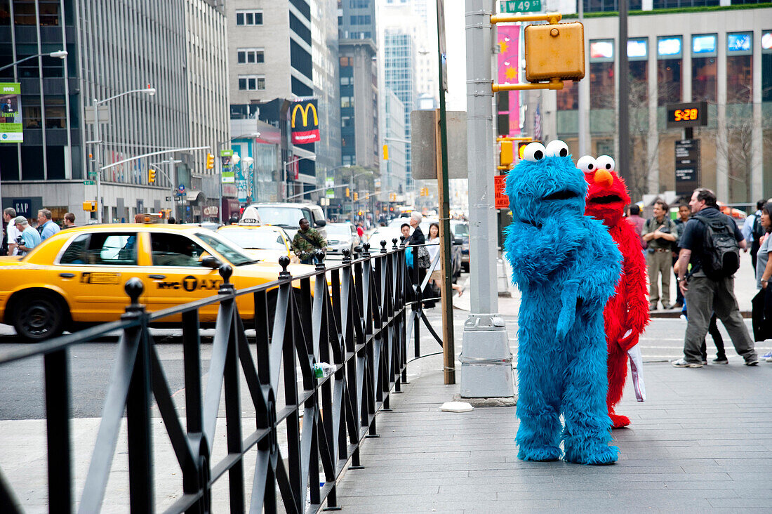 People Dressed As Muppets In Midtown Manhattan, Midtown Manhattan, New York, USA