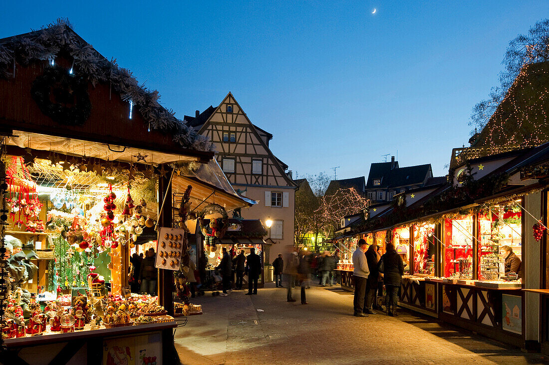 Weihnachtsmarkt und Altstadt, Colmar, Elsass, Frankreich