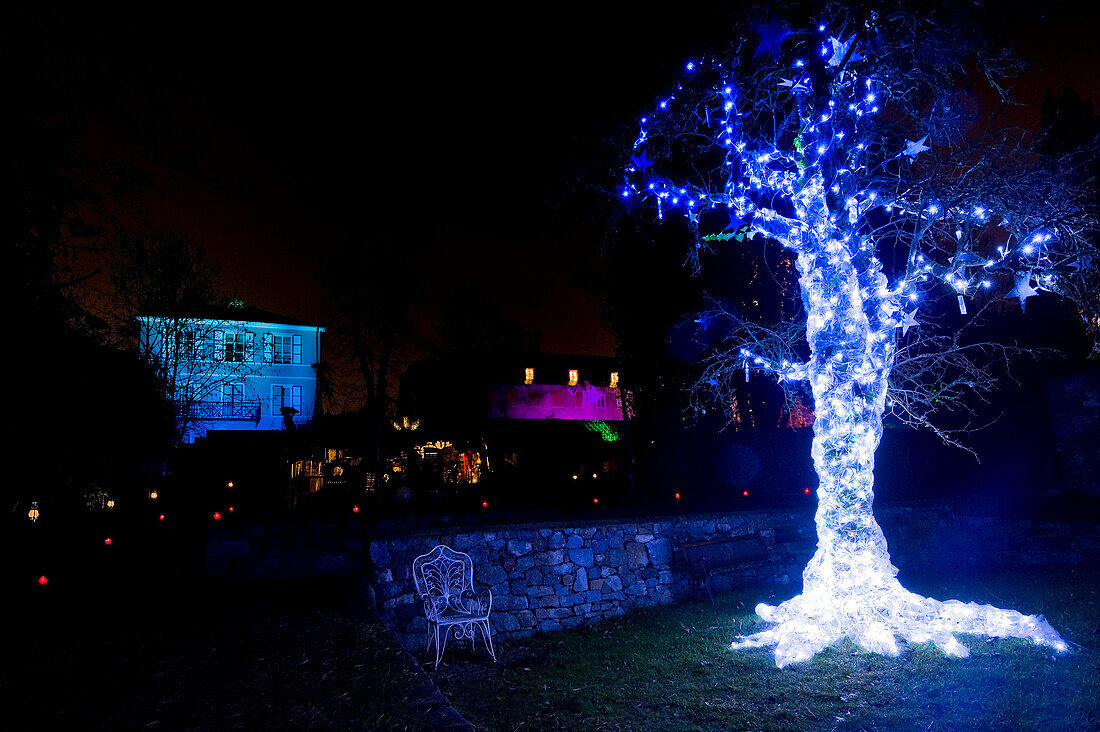 Weihnachtsillumination im Wesserling Park, Elsass, Frankreich