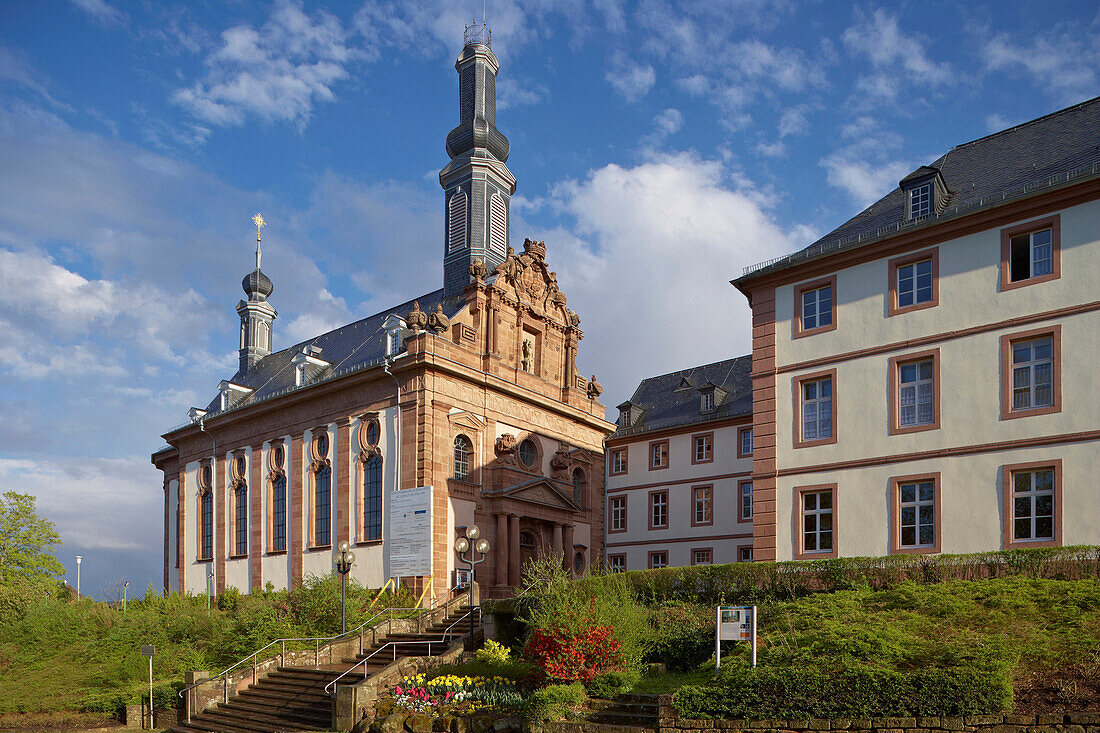 Schloßkirche unter Wolkenhimmel, Blieskastel, Bliesgau, Saarland, Deutschland, Europa