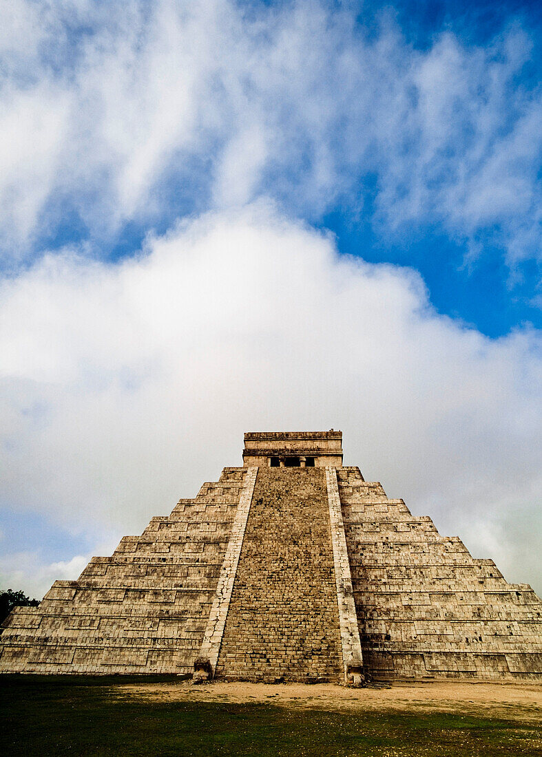 El Castillo, Chichen Itza Ruins, Mexico