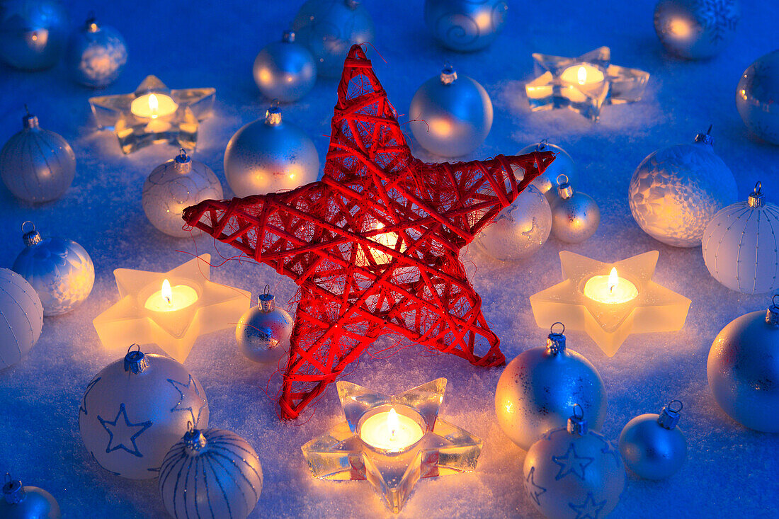 Christmas, ball, tree, decorations, decoration, adornment, candles, ball, sphere, light, lights, close_up, jewellery, snow, star, Christmas decoration, Christmas, Christmas ball, Christmas decoration, Christmas mood, winter, warmth, blue, decorative, red,