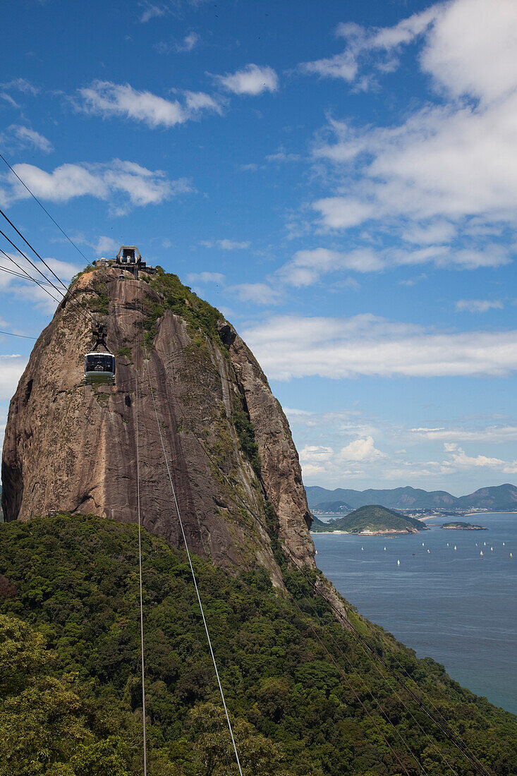 Die Sky Gondola Seilbahn am Zuckerhut, Rio de Janeiro, Rio de Janeiro, Brasilien, Südamerika