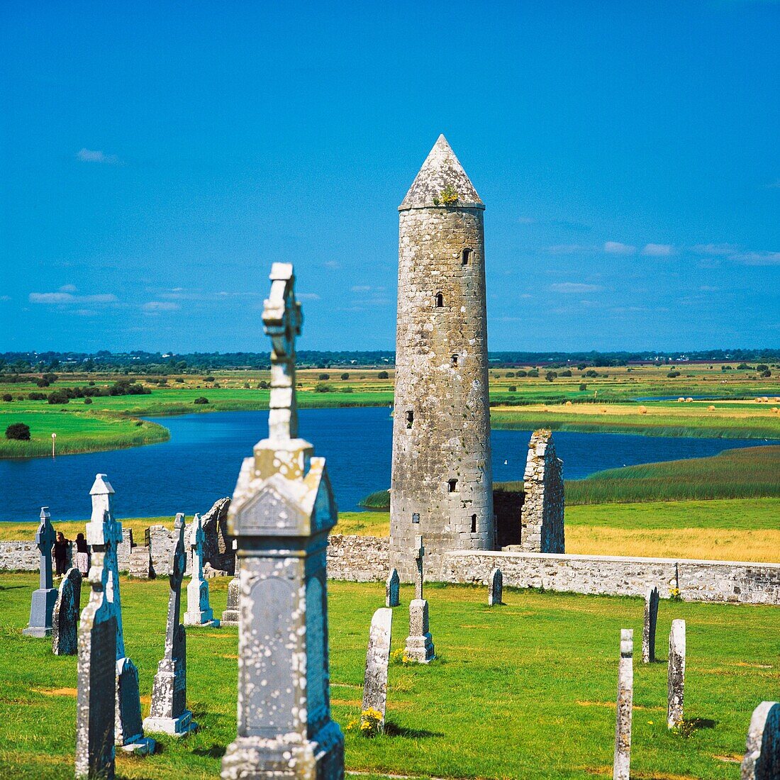 Cemetery & round tower 11th century, Clonmacnoise, county Offaly, Ireland