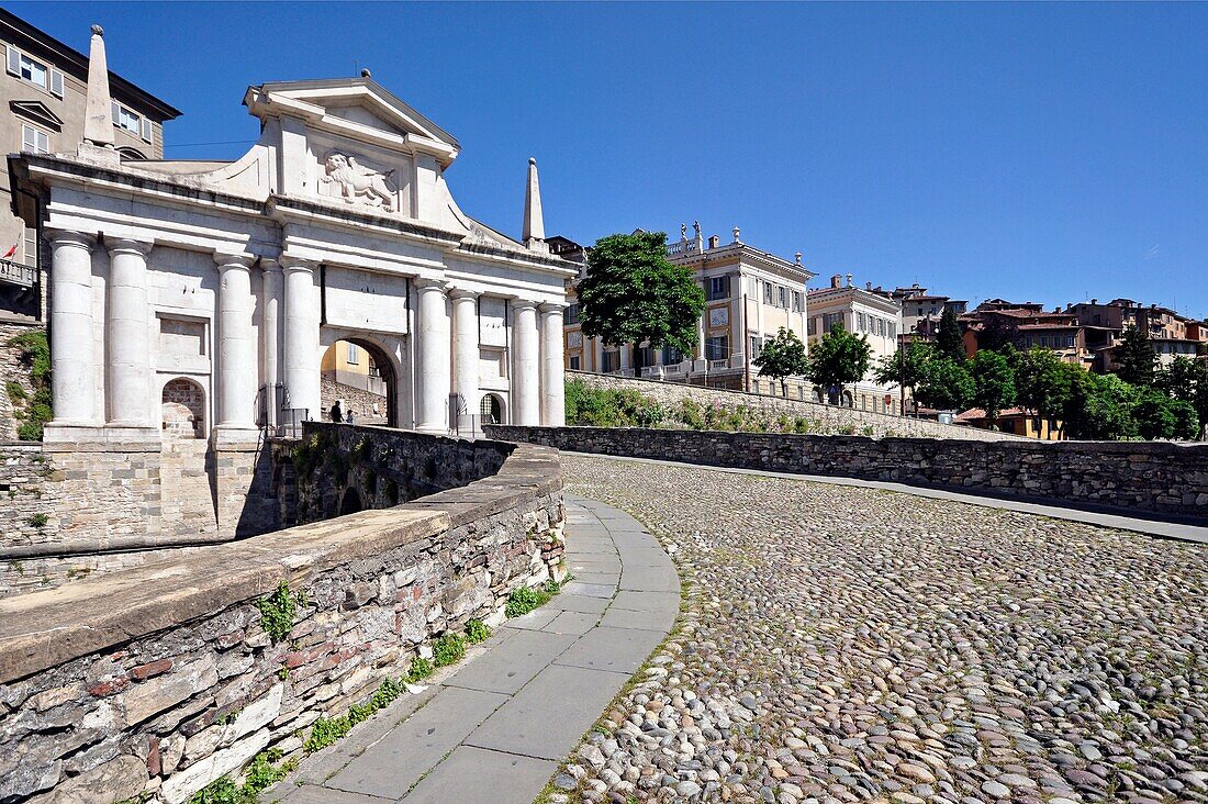 italy, Bergamo, panorama