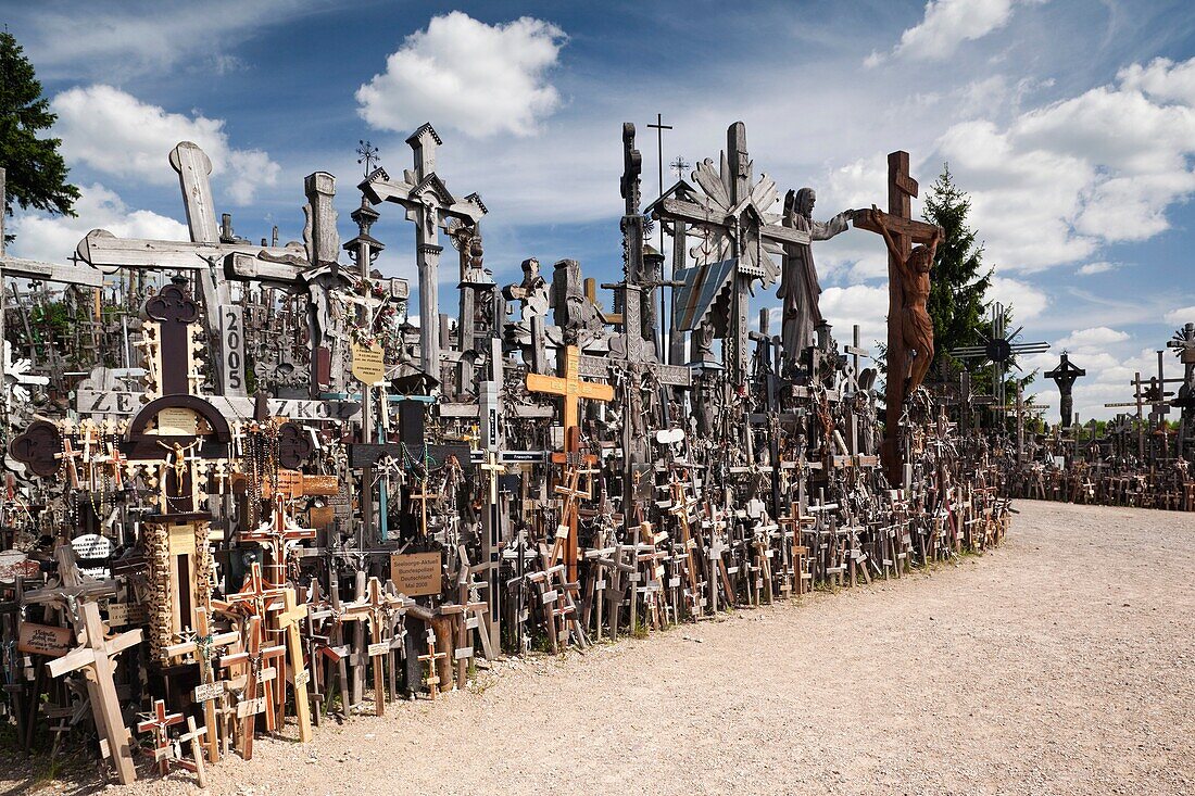 Lithuania, Central Lithuania, Siauliai, Hill of Crosses, religious pilgrimage site