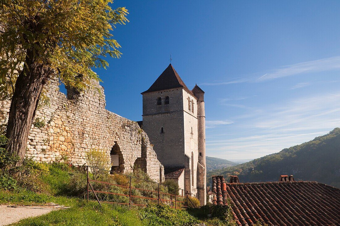 France, Midi-Pyrenees Region, Lot Department, St-Cirq-Lapopie, town and 15th century church