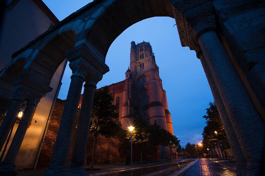 France, Midi-Pyrenees Region, Tarn Department, Albi, Cathedrale Ste-Cecile cathedral, exterior, dawn