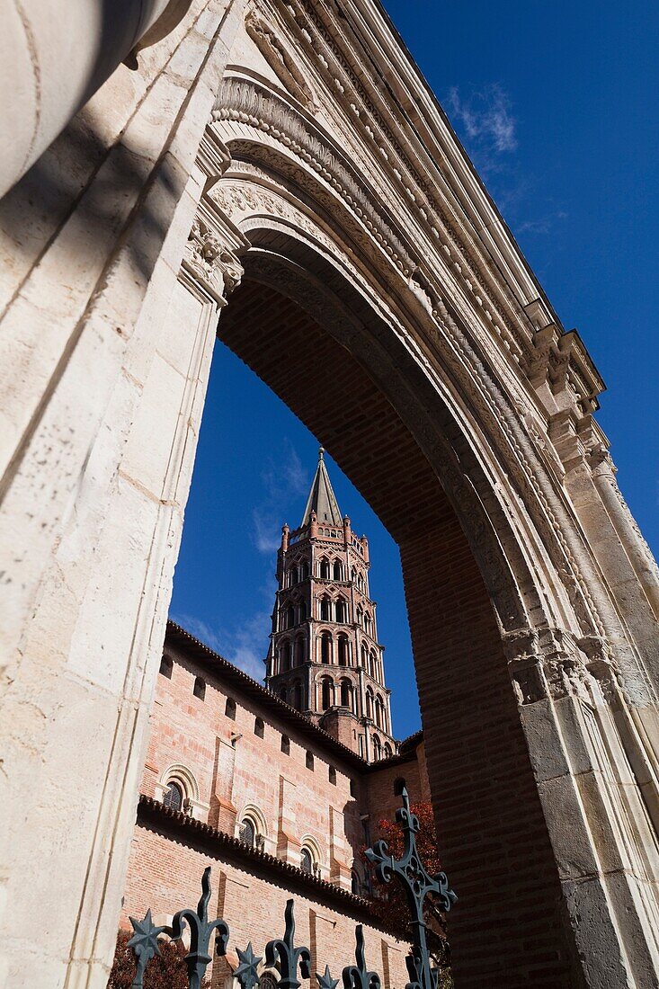France, Midi-Pyrenees Region, Haute-Garonne Department, Toulouse, Basilique St-Sernin basilica