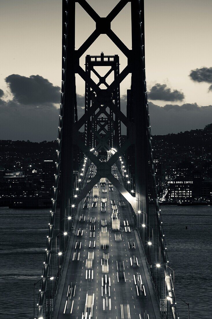 USA, California, San Francisco, Embarcadero, Bay Bridge from Treasure Island, dusk