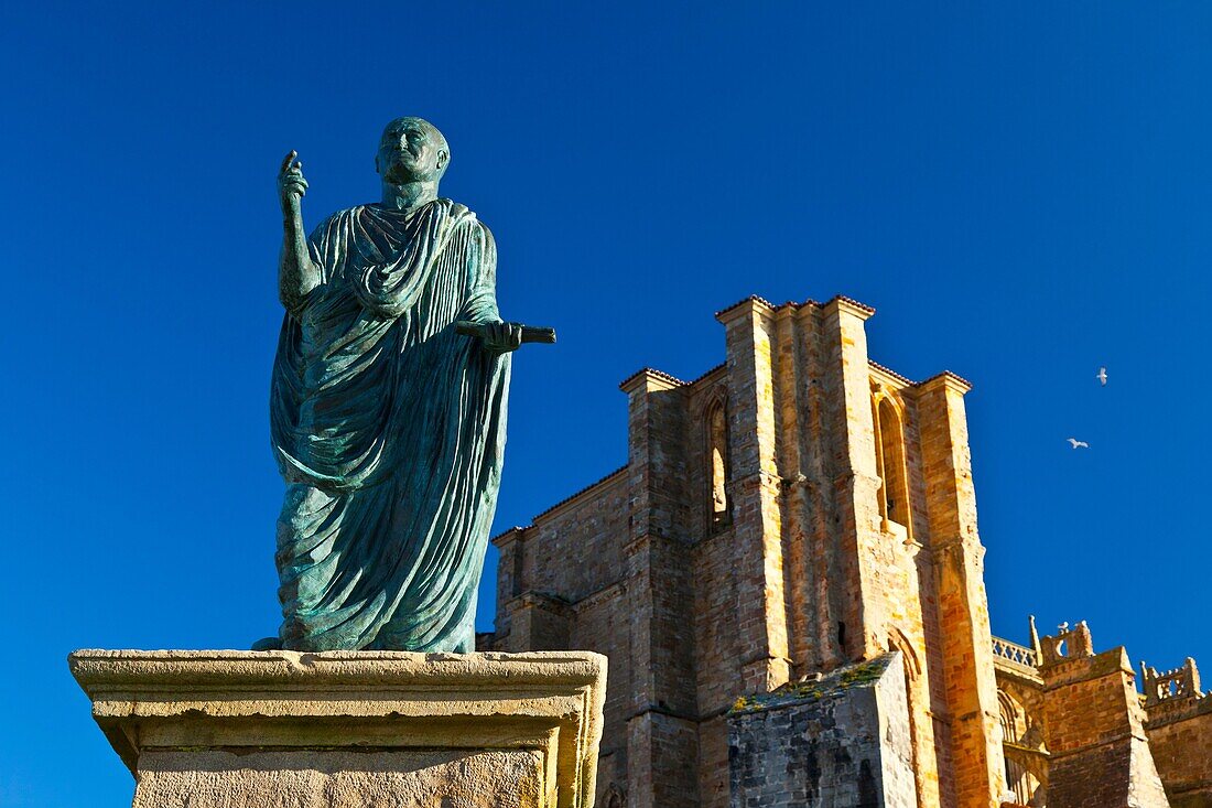 Monument to Emperor Augustus, Castro Urdiales, Cantabrian Sea, Cantabria, Spain