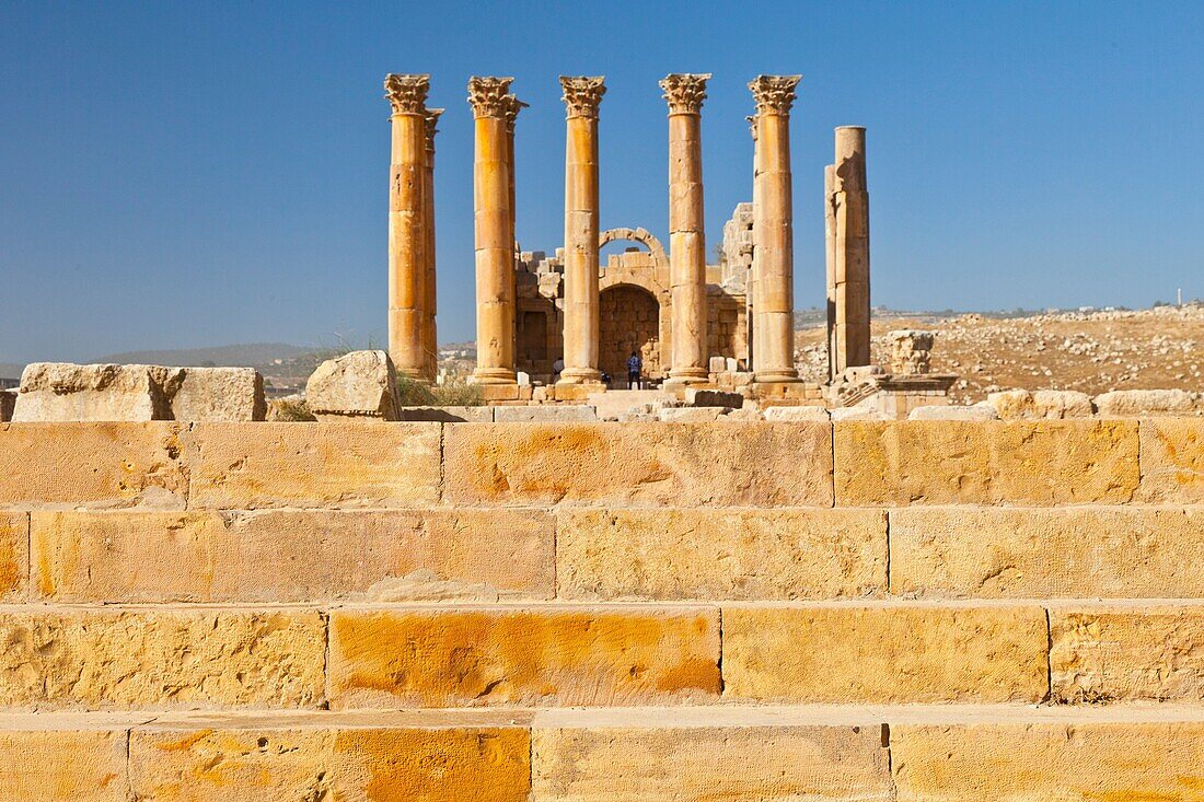 Temple of Artemisa or Diana, Greco-Roman city of Jerash, Jordan, Middle East