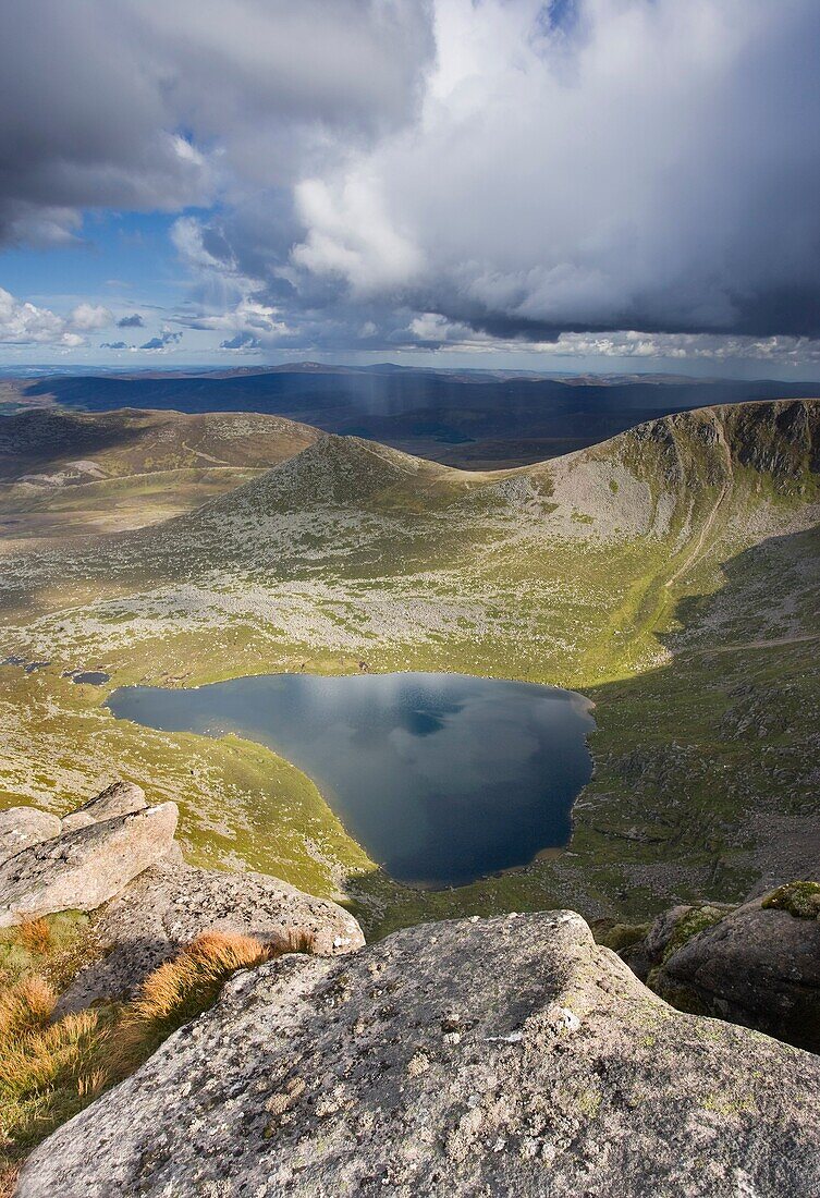Lochnagar - view from Cac Carn Mor looking east, Grampian Mountains, Scotland
