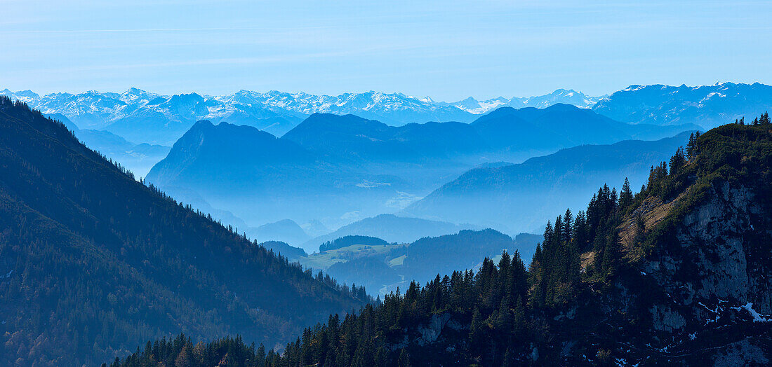 Ausblick von der Kampenwand nach Südwesten, Chiemgau, Oberbayern, Bayern, Deutschland