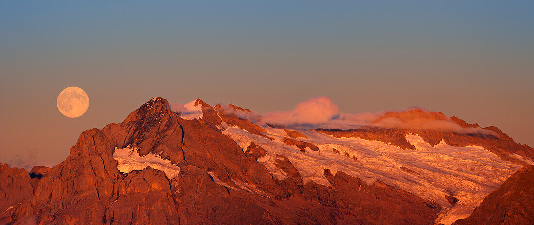 Moonrise above Wetterhorn, view from Niesen, UNESCO World Heritage Site, Aletsch-Jungfrau-Region, Bernese range, Bernese Oberland, Switzerland