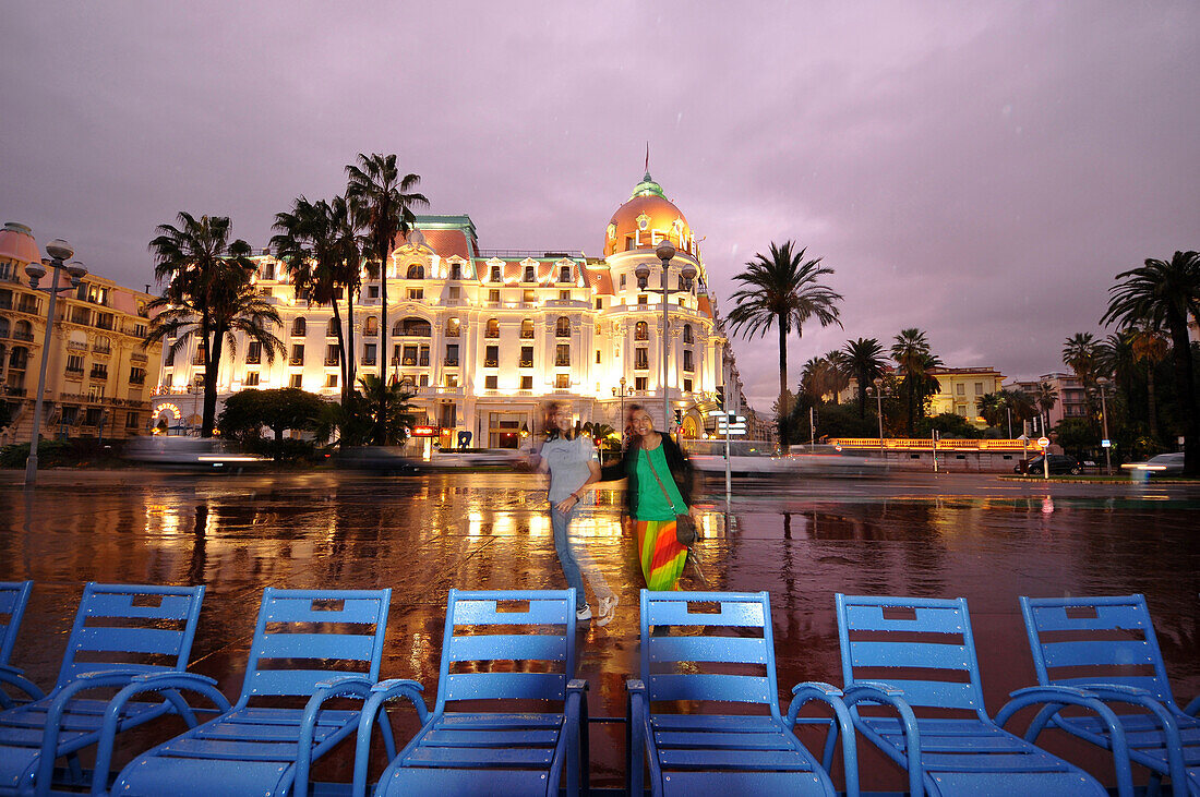 Promenade des Anglais in front of Negresco hotel in the evening, Nice, Cote d'Azur, South France, Europe