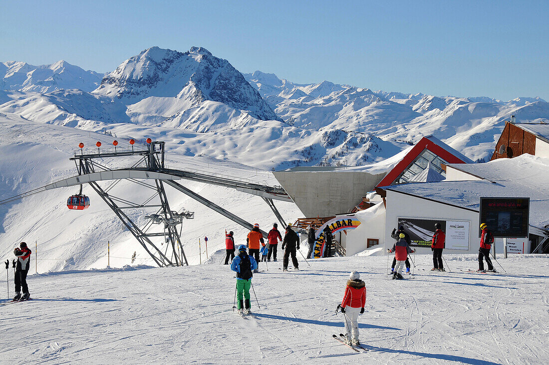 Ski slope at ski area Pengelstein in the sunlight, Winter in Tyrol, Austria, Europe