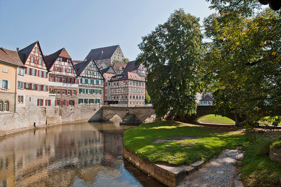 Old town of Schwaebisch Hall, houses next to the river Kocher, Baden Wuerttemberg, Germany