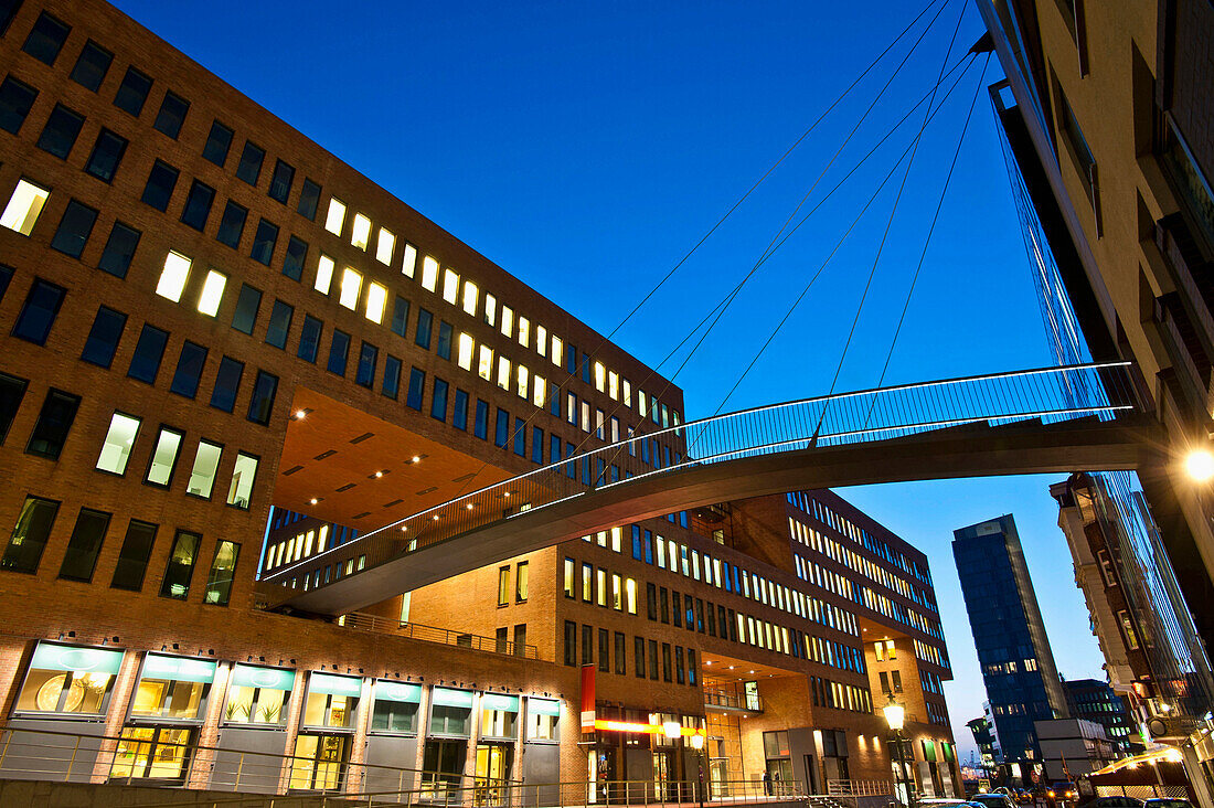 Große Elbstrasse, moderne Architektur, Hafencity, Hamburg, Deutschland