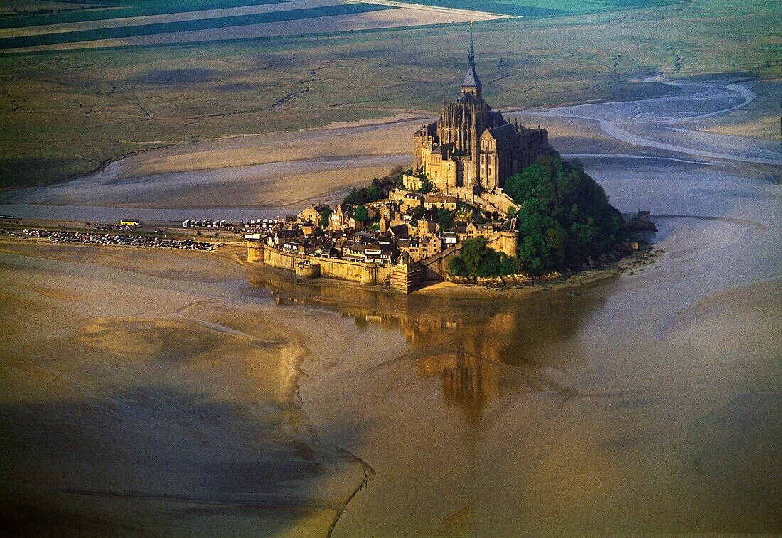 Mont Saint Michel, view with convent, built: 1017-1520, exterior view, Europe, Normandy, Benedictine abbey, monastery, World Heritage Site, consecrated to archangel Michael, founded in 708, Basse-Normandie region, Normandy, France, Europe