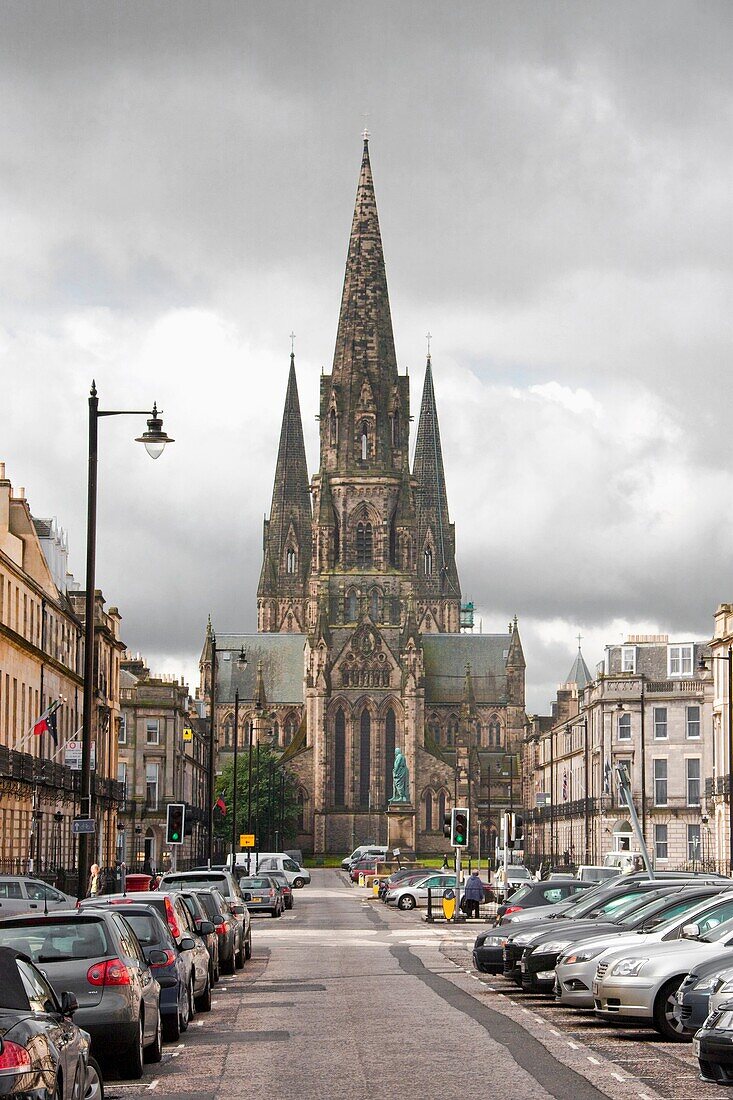 UK-Scotland-August 2010 Edinburgh Ciity George Street.