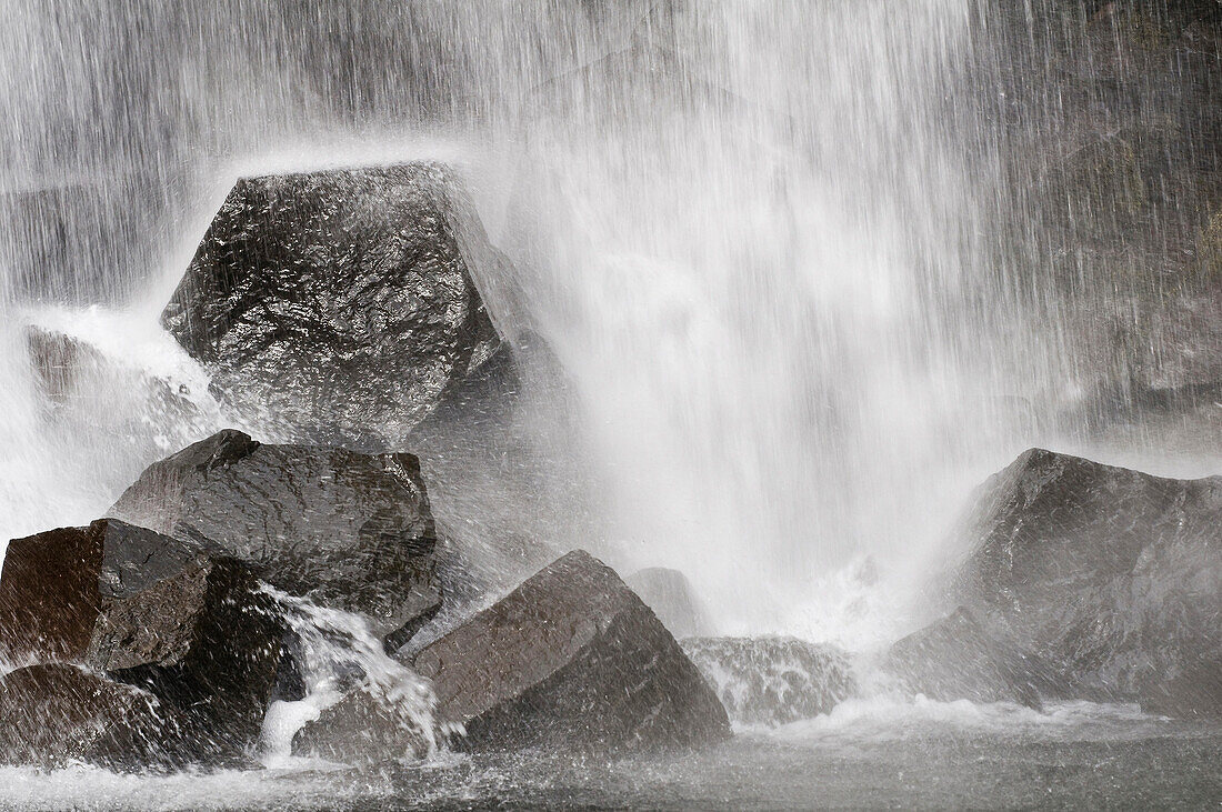 Svartifoss Wasserfall, Skaftafell Nationalpark, Island, Skandinavien