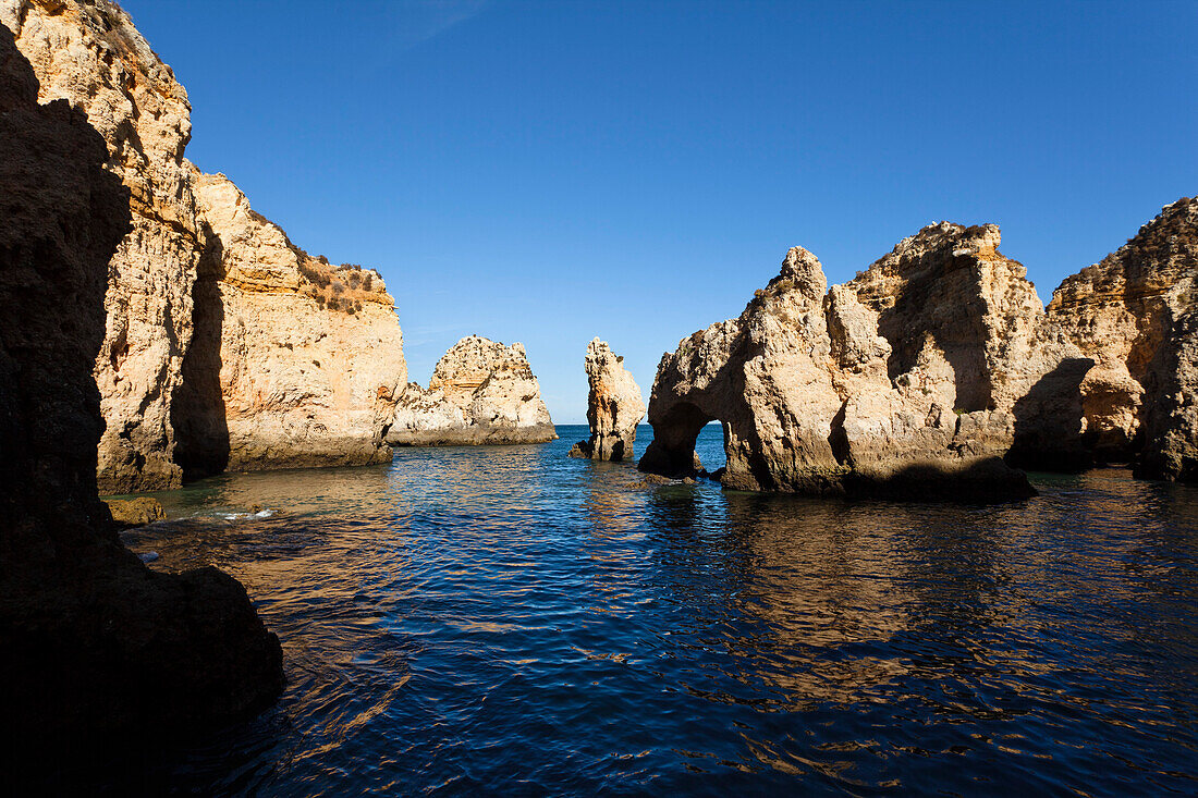 Felsen an der Algarve, Ponte de Piedade, Atlantikküste, Portugal, Europa