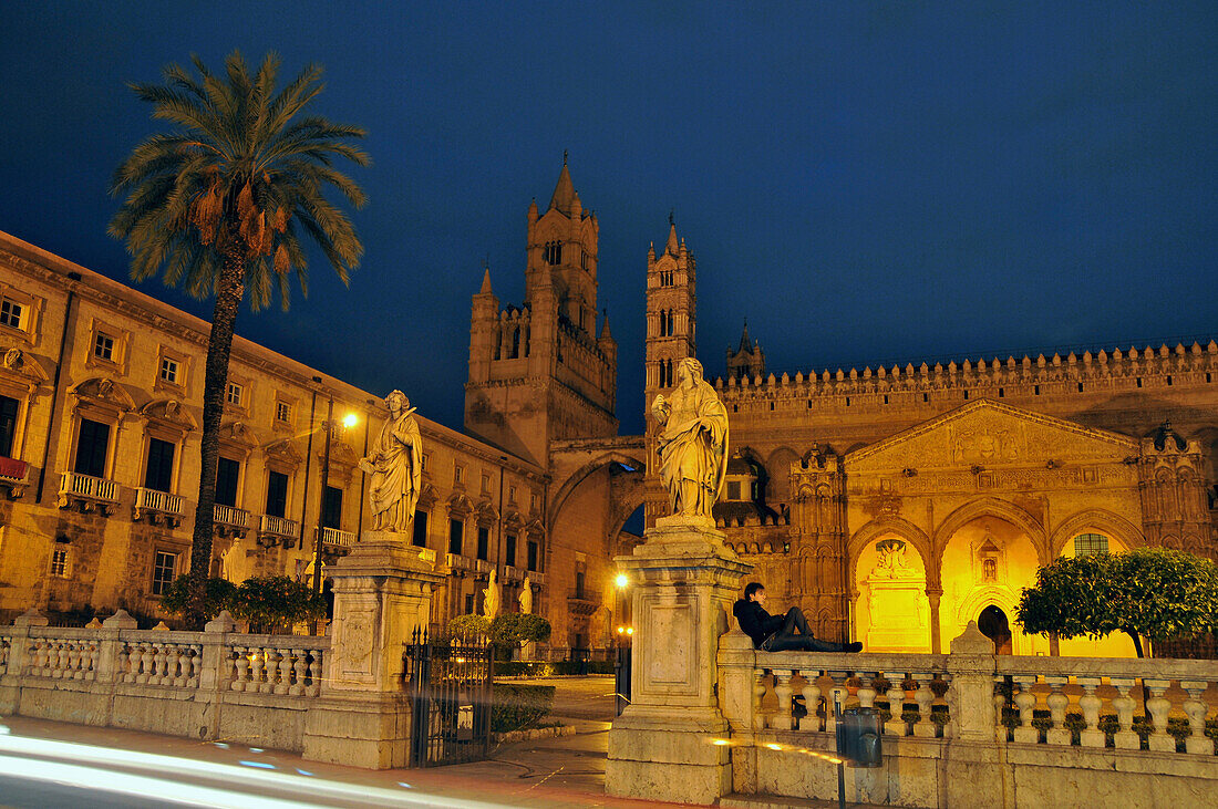 At the cathedral, Piazza Pretoria, Palermo, Sicily, Italy