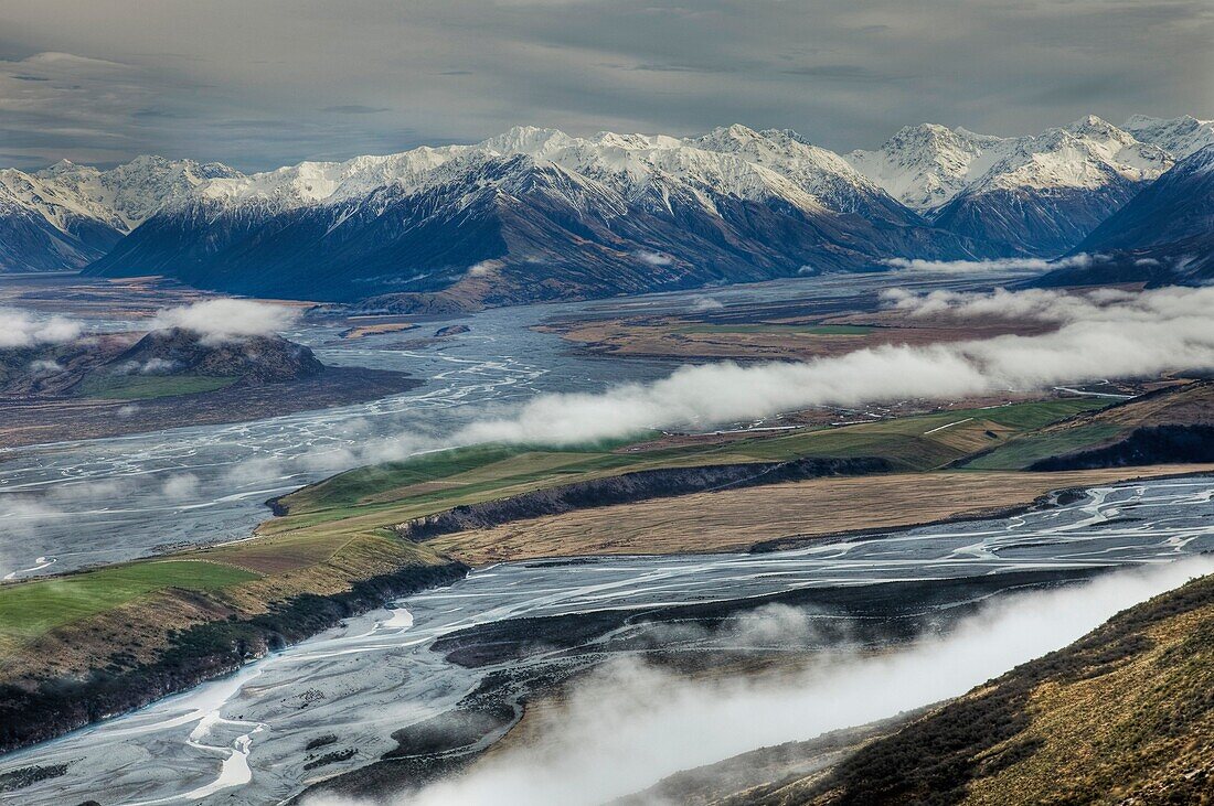Upper Rakaia river valley, NW front approaches, Algidus and Mt Oakden Stations, from Mt Oakden, early winter, Canterbury high country