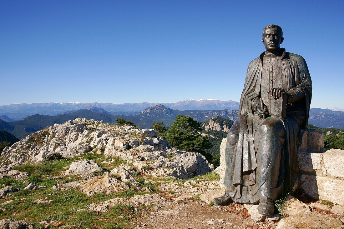 Jacinto Verdaguer Skulptur Heiligtum der Mare de Deu del Mont Garrotxa Girona Katalonien Spanien