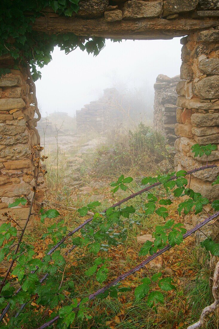 Comiols verlassenes Dorf Montsec von Rúbies Lleida Pyrenäen Katalonien Spanien