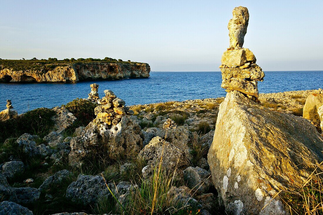 Verwitterte Felsen von Manacor Cala Marina Varques Balearische Inseln Mallorca Spanien