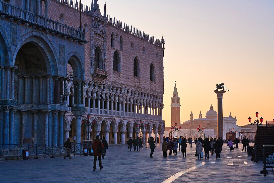 St. Mark´s square with St. Mark´s cathedral and Palazzo Ducale at dawn, Venice, Italy, Europe