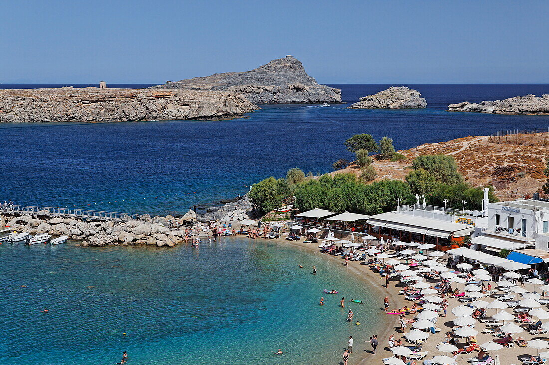 Pallas Beach im Sonnenlicht, Lindos, Rhodos, Dodekanes, Griechenland, Europe