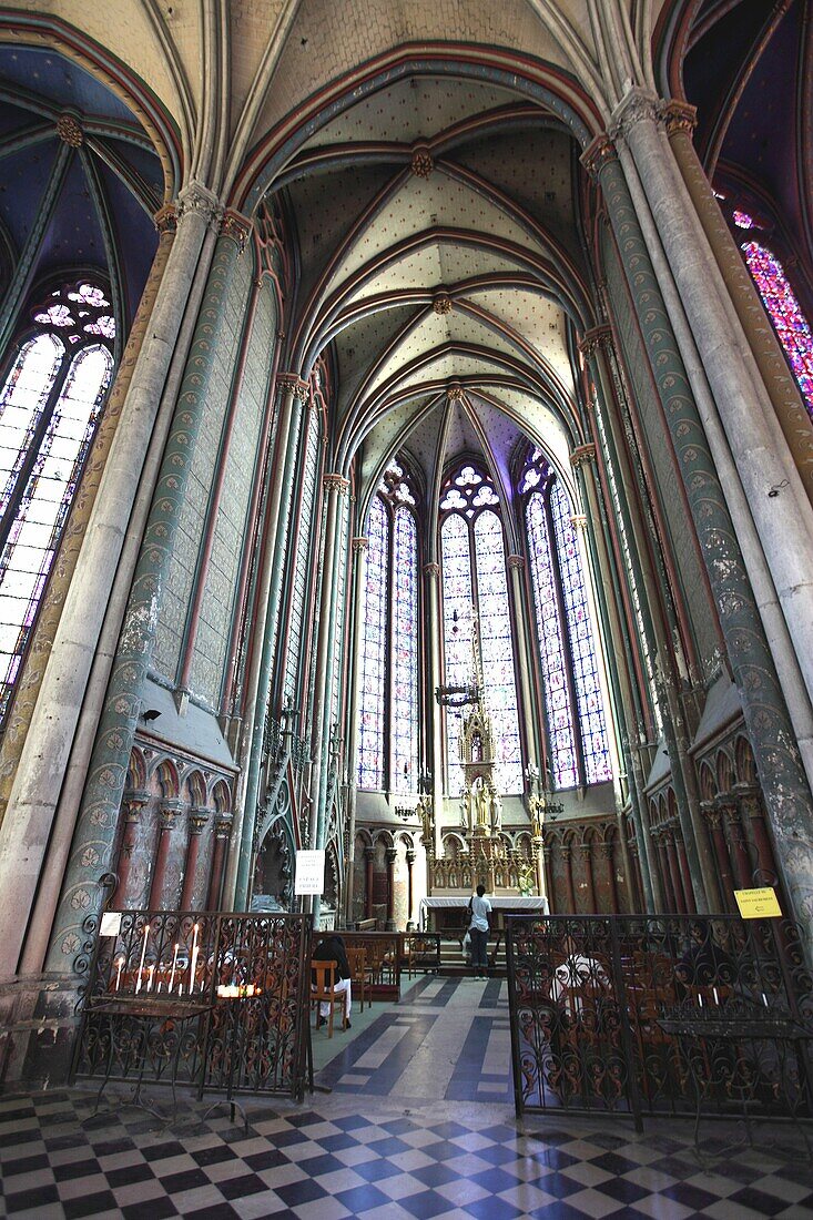 The chapel of the Virgin of Amiens Cathedral