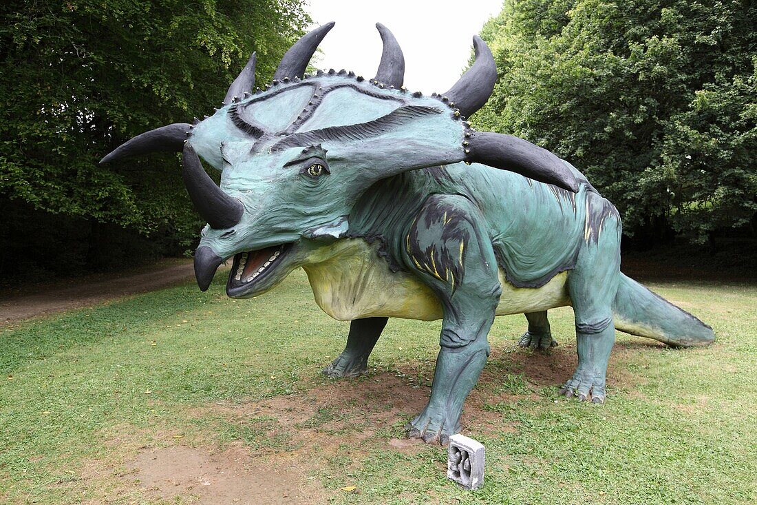 The park styracosaure cardoland This prehistoric animal, Styracosaurus albertensis also called lizard lived spikes in the late Cretaceous