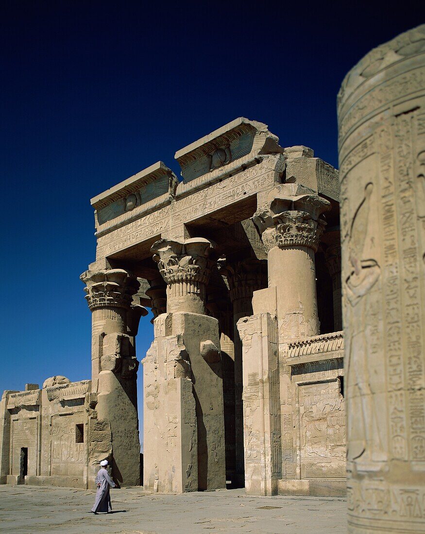 columns, Egypt, hieroglyphic, horus, kom, ombo, rui. Columns, Egypt, Africa, Hieroglyphic, Holiday, Horus, Kom, Landmark, Ombo, Ruins, Sobek, Temple, Tourism, Travel, Vacation