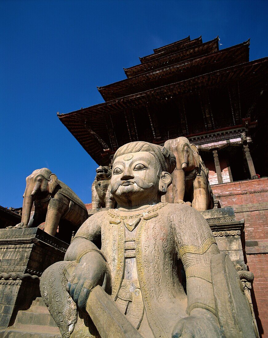 Asia, bhaktapur, buddhist, Nepal, Asia, nyatapola, . Asia, Bhaktapur, Buddhist, Holiday, Landmark, Nepal, Nyatapola, Statue, Temple, Tourism, Travel, Vacation