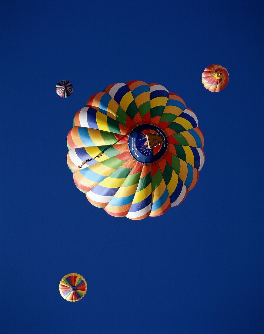 air, Albuquerque, ballooning, balloons, baskets, bl. Air, Albuquerque, America, Ballooning, Balloons, Baskets, Blue, Coloured, Colouring, Equipment, Fiesta, Fly, Flying, Freedom, Ho