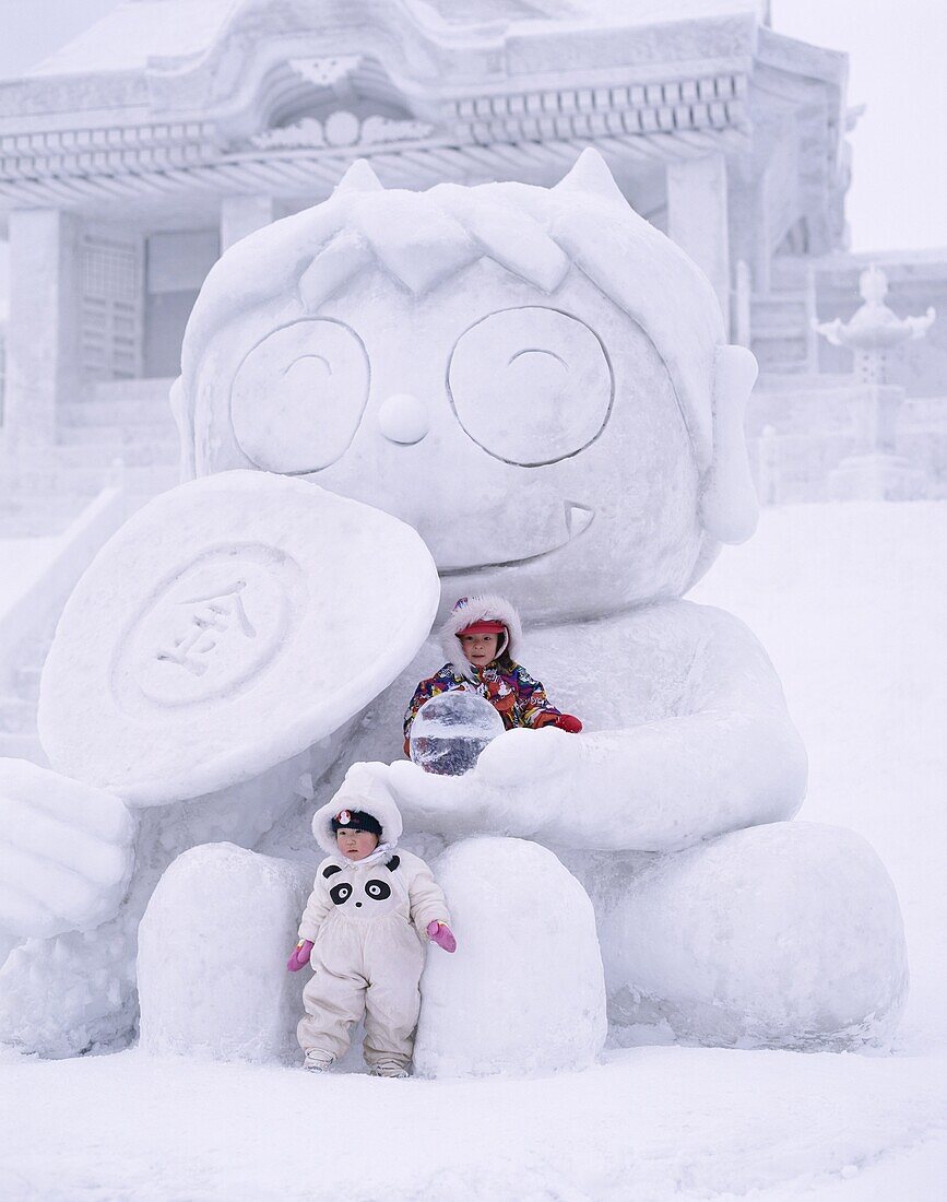 Children, Snow Carving, February, Hokkaido, Japan, . Asia, Carving, Children, February, Festival, Hokkaido, Holiday, Japan, Landmark, Matsuri, Sapporo, Snow, Tourism, Travel, Vacati