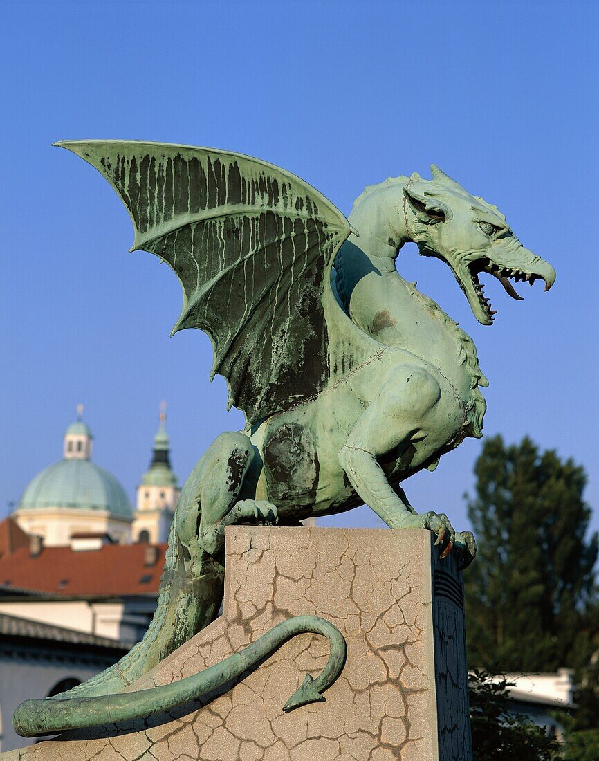 Dragon Bridge, Statue, Ljubljana, Slovenia, Zma. Bridge, Dragon, Holiday, Landmark, Ljubljana, Most, Slovenia, Europe, Statue, Tourism, Travel, Vacation, Zmajski