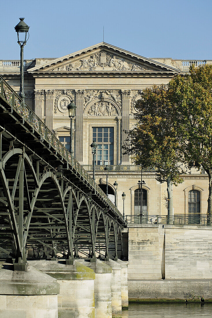 France, Ile-de-France, Paris, 1st, Bank of the Seine, Musée du Louvre, Pont des Arts