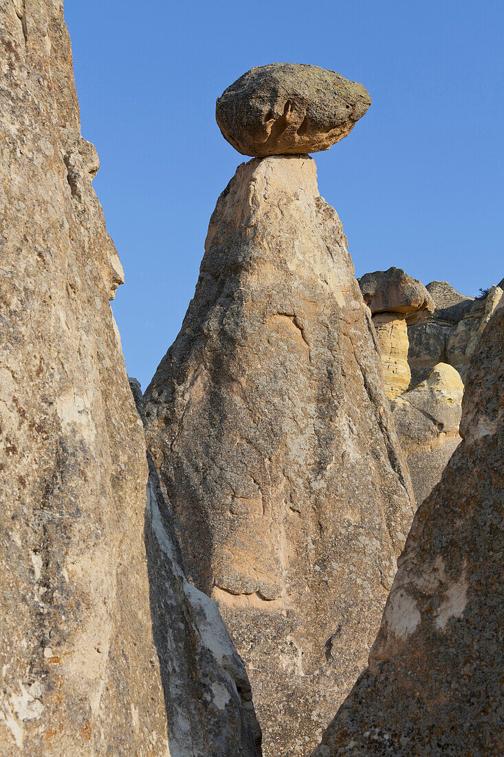 Feenkamine bei Pasabagi, Tuffstein, Göreme, Nationalpark Göreme, UNESCO Weltnaturerbe, Kappadokien, Anatolien, Türkei