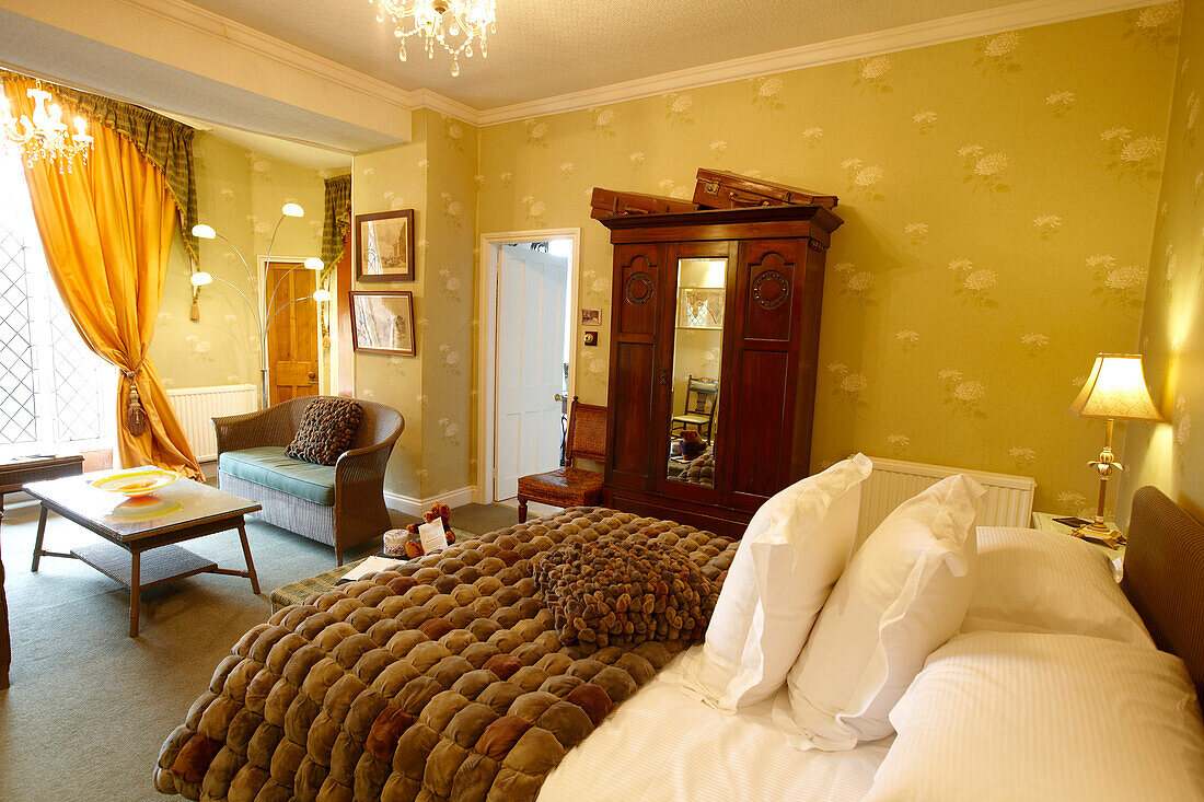 Room at the Augill Castle, Hotel with Restaurant by arrangement, Kirkby Stephen, Cumbria, England, Great Britain, Europe