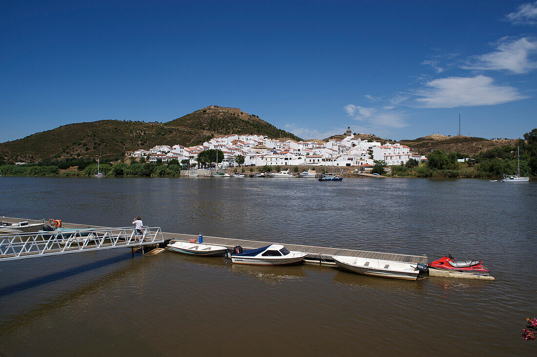 View across Rio Guadiana river from Alcoutim towards Sanlucr on the spanish side, Algarve, Portugal, Europe