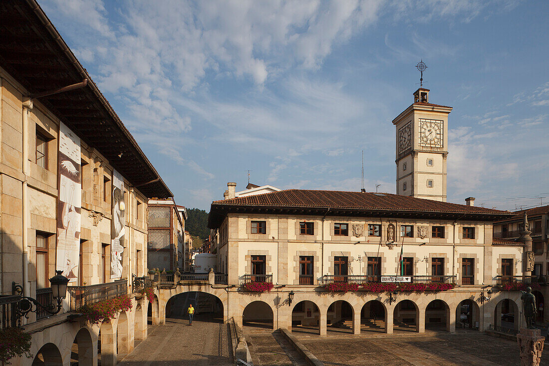 View of town hall and the Museo Guernica, Museo de la Paz (left), Ayuntamiento de Gernika, Plaza de Foru, Guernica, Camino de la Costa, Camino del Norte, coastal route, Way of St. James, Camino de Santiago, pilgrims way, province of Bizkaia, Basque Countr