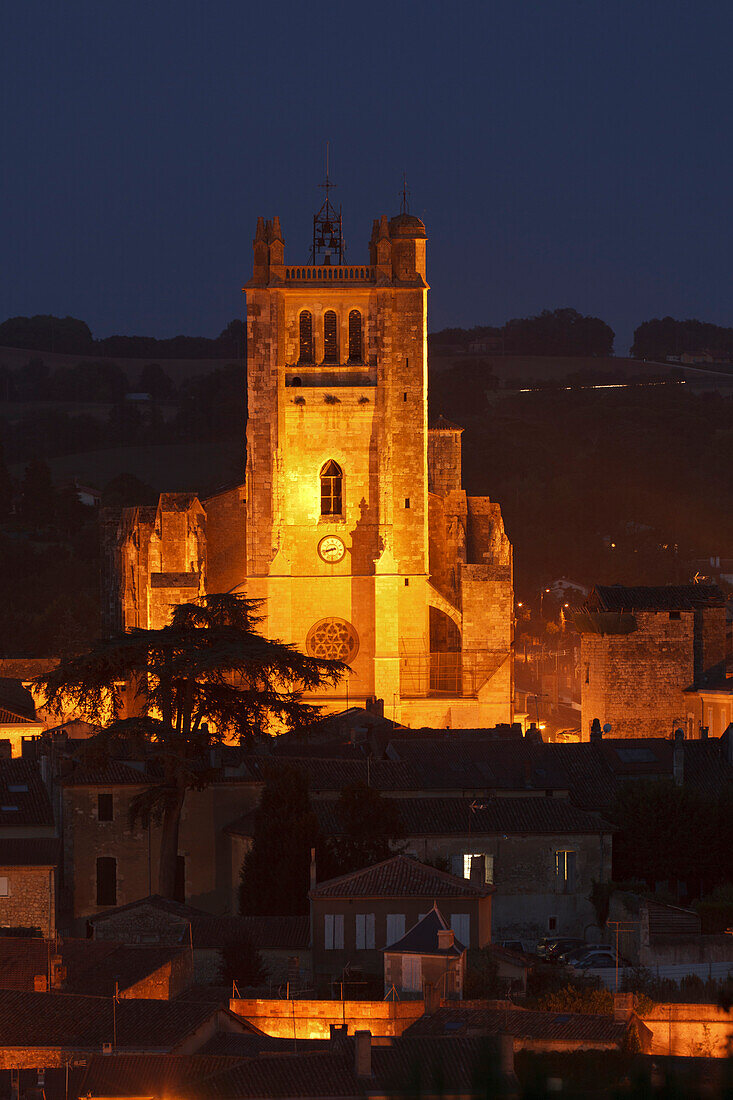 Stadtansicht mit Cathedrale Saint-Pierre, Kathedrale, gotisch, Condom, Condom-en-Armanac, Department Gers, Region Midi-Pyrenees, Via Podiensis, Camino de Santiago, Jakobsweg, Frankreich, Europa