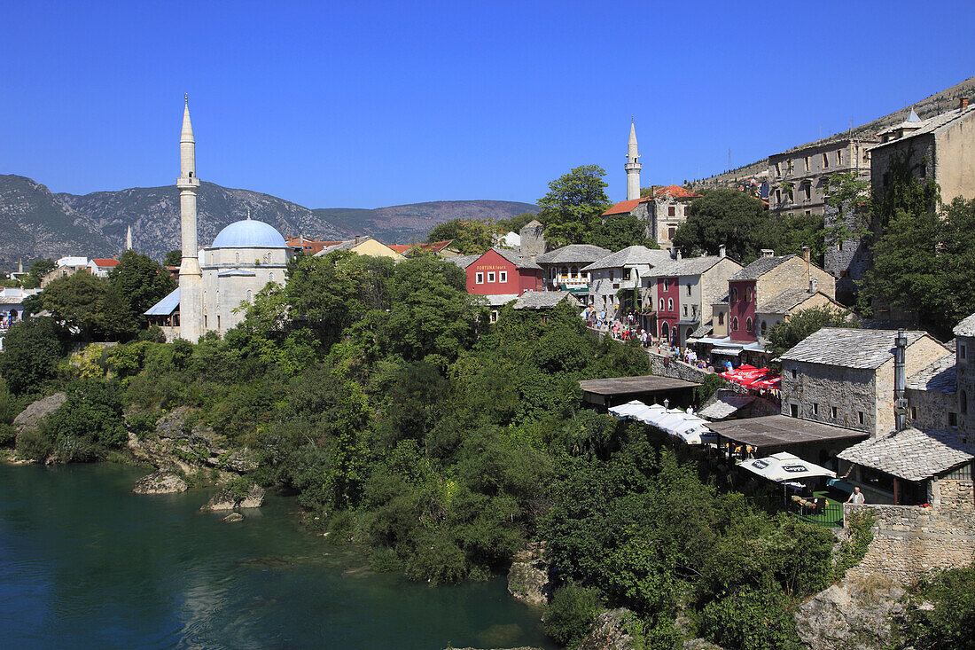Bosnia and Herzegovina, Mostar, skyline, general view, Neretva River